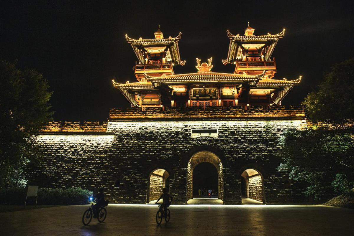 漫盈娱乐
